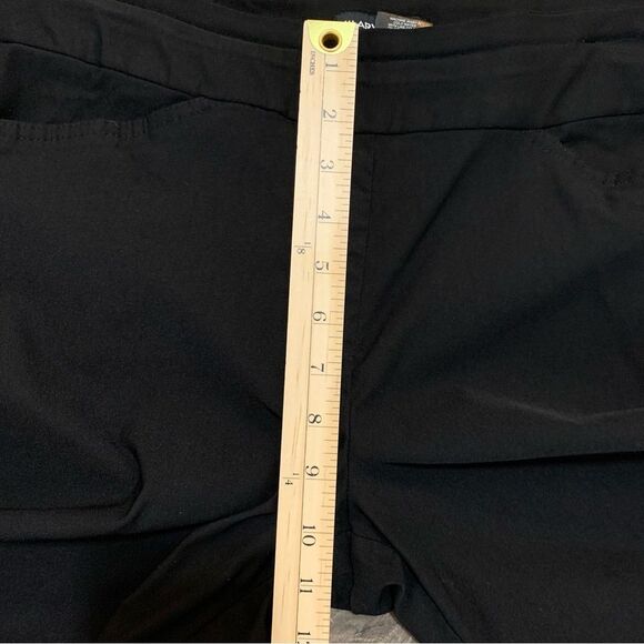 HILARY RADLEY Dress Bermuda Shorts Women’s Large Black High Waisted Pockets. - Picture 9 of 10